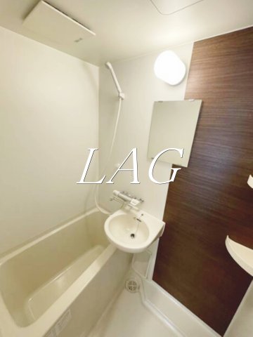 バス・シャワールーム　お風呂です。