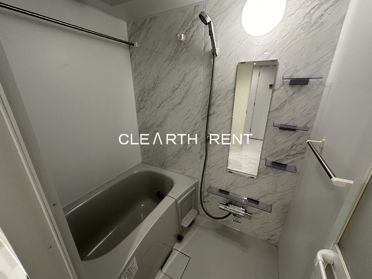 バス・シャワールーム　浴室乾燥機付きバスルーム/追焚機能付き