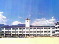 小学校　神戸市立西郷小学校（小学校）まで709m