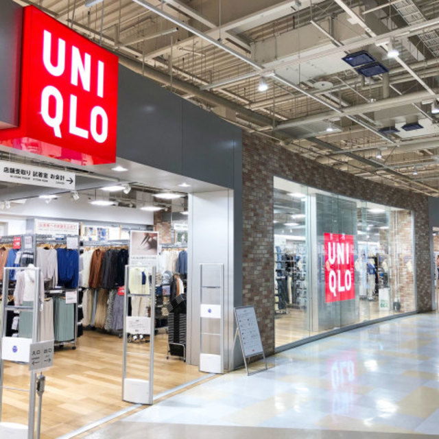 ショッピングセンター　ユニクロ市川コルトンプラザ店（ショッピングセンター）まで2021m