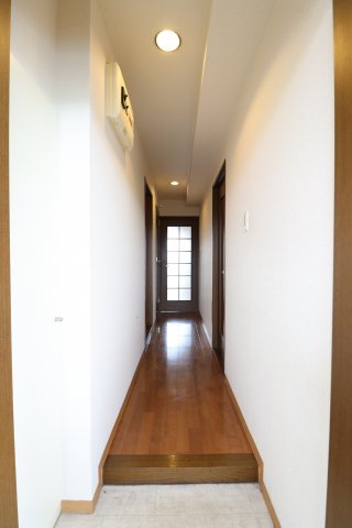 玄関　落ち着いた玄関です
