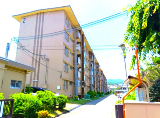 建物外観　前面棟がございませんので開放感のある立地です。