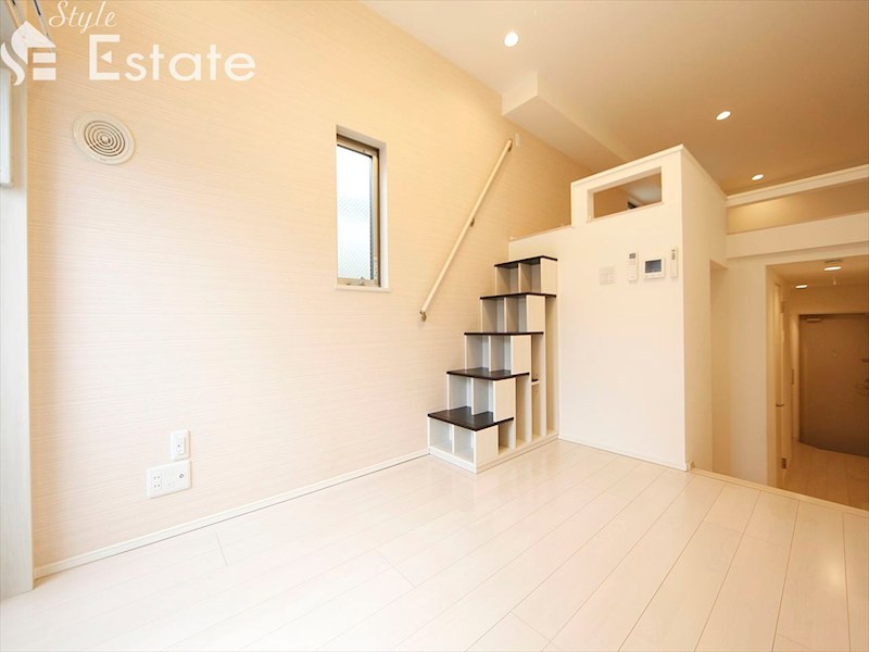 居室・リビング　内装