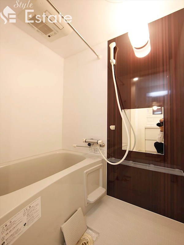 バス・シャワールーム　バスルーム