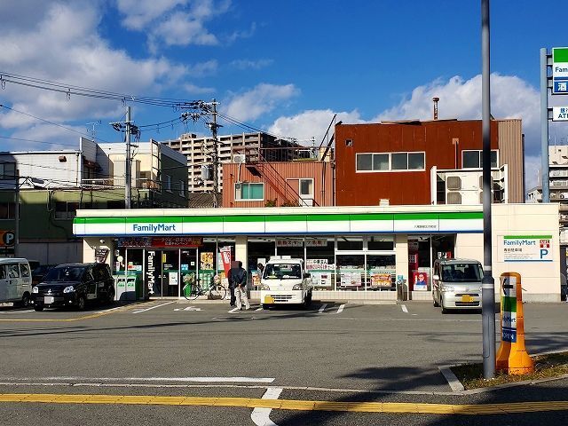 コンビニ　ファミリーマート八尾跡部北の町（コンビニ）まで1000m