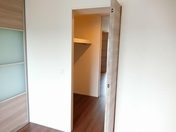 収納　ウォークインクローゼット！