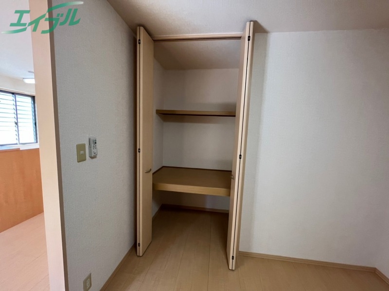 収納　反転タイプ参考写真