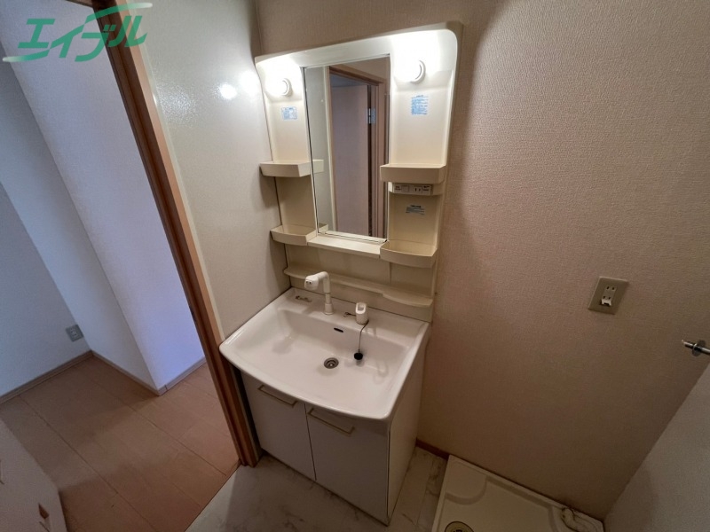 洗面設備　反転タイプ参考写真