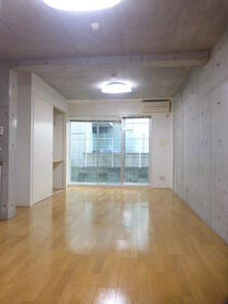 居室・リビング　内観1※別部屋参考写真