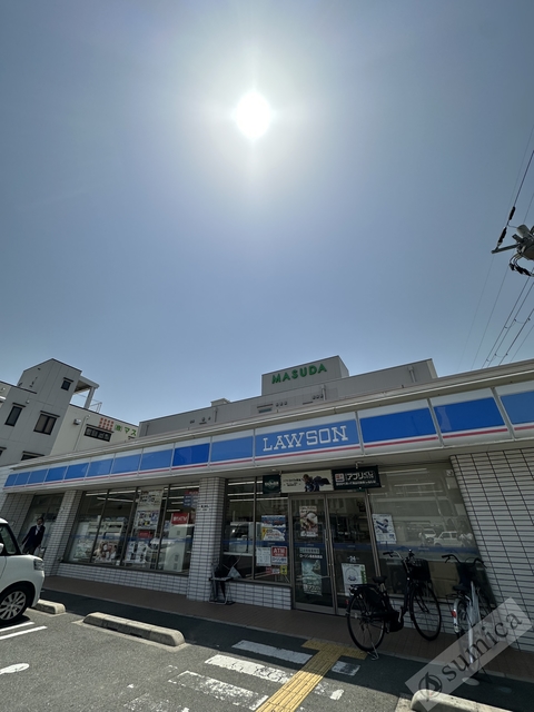 コンビニ　ローソン中川西三丁目店（コンビニ）まで538m
