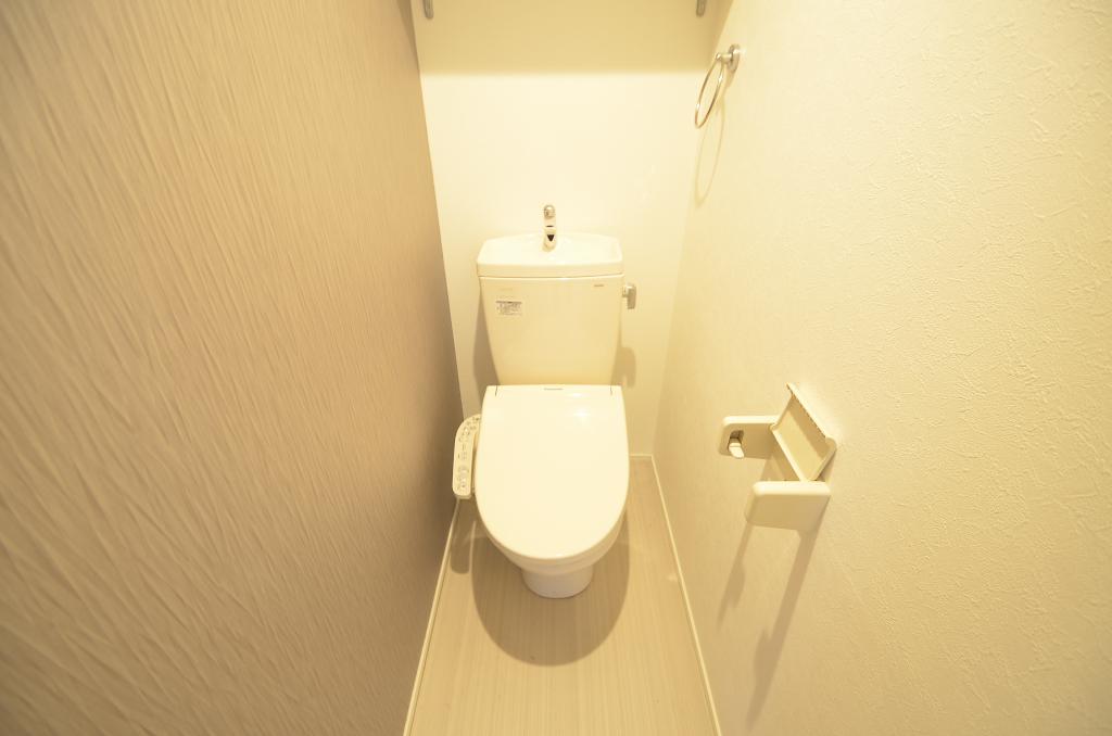 トイレ　シャワー付トイレ