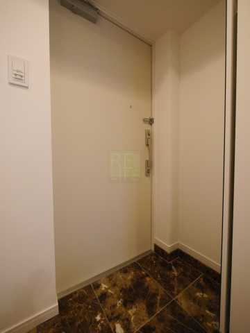 玄関　ＣＲＡＣＩＡ新宿