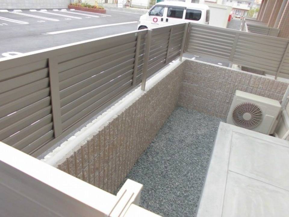 バルコニー　バルコニー