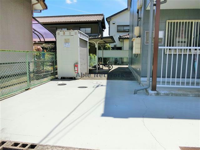 西尾市 2階建 築30年の外観写真