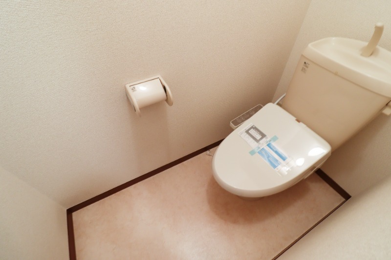 トイレ　図面と現状に相違がある場合には現状を優先