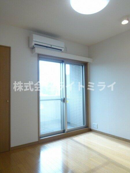 居室・リビング　?
