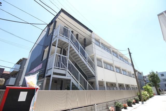 建物外観　船橋駅から近く交通の便の良い立地にあります