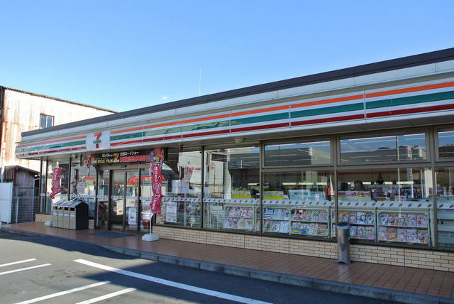 コンビニ　セブンイレブン（２４時間営業）（コンビニ）まで170m