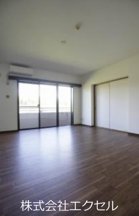 居室・リビング　同建物の別部屋の写真