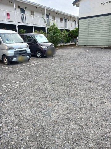 駐車場　駐車場完備です