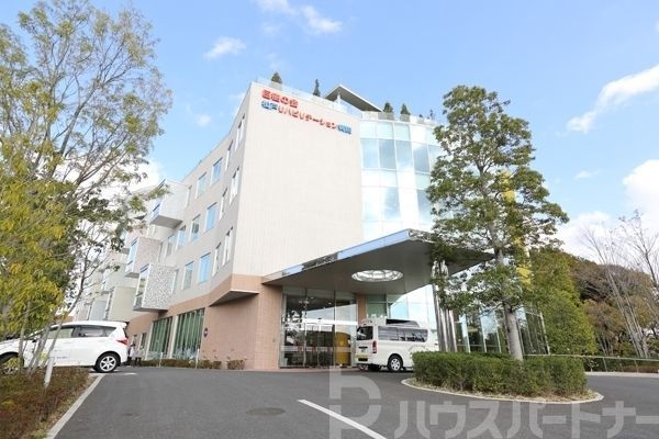 病院　一般社団法人巨樹の会松戸リハビリテーション病院（病院）まで980m