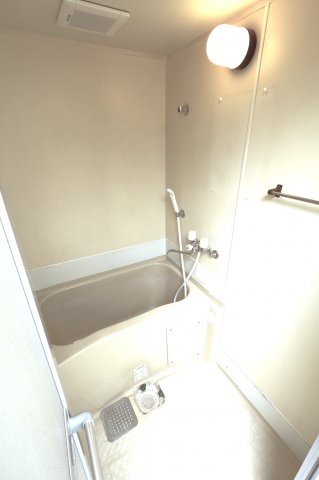 バス・シャワールーム　参考写真（同物件別部屋）
