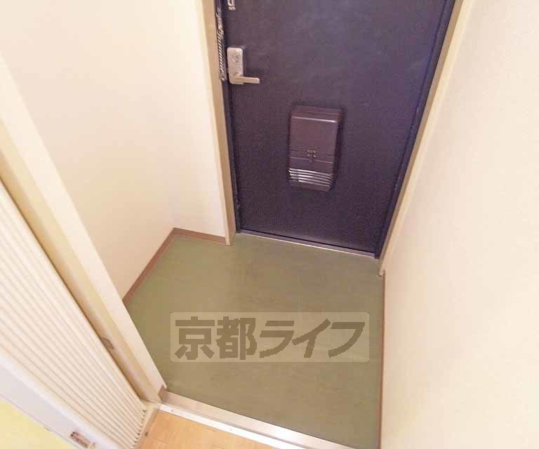 玄関　・お問合せは京都ライフまで・