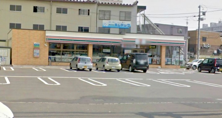 コンビニ　セブンイレブン札幌白石中央3条店（コンビニ）まで395m