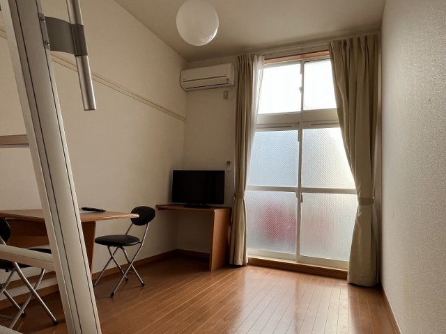 その他　2階は絨毯仕様