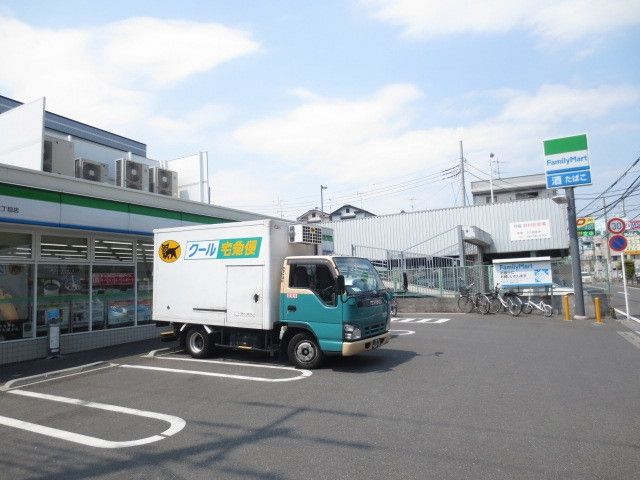 コンビニ　ファミマ（コンビニ）まで1000m