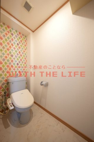 トイレ　コンパクトで使いやすいトイレです
