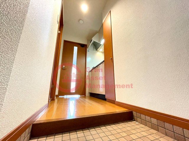玄関　落ち着いた玄関です