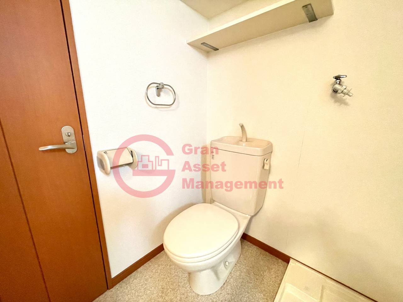 トイレ　シンプルで使いやすいトイレです