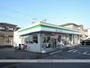 コンビニ　ファミリーマート（コンビニ）まで647m
