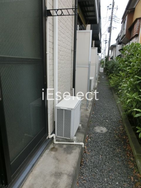 バルコニー　洗濯物を干すテラススペースです