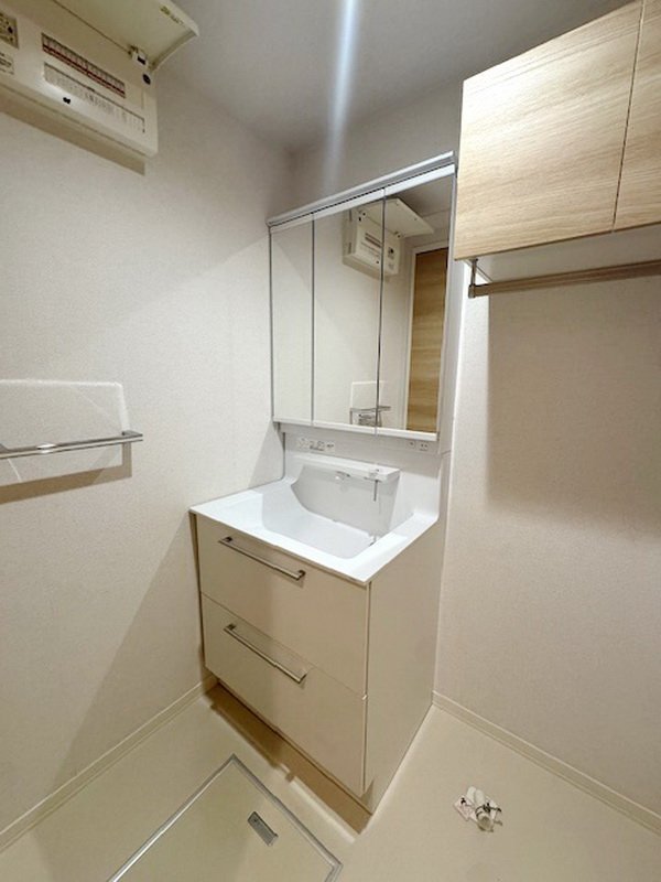 洗面設備　他のお部屋の写真です