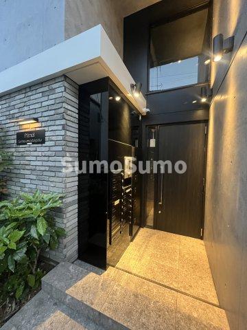 ロビー　建物の内部です