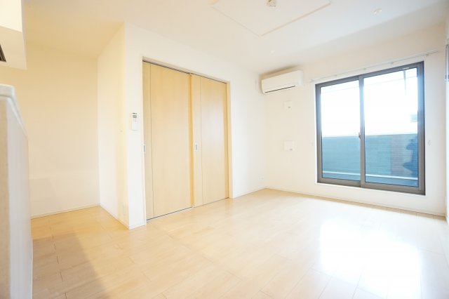 居室・リビング　※同物件、同タイプ、間取り反転のお部屋です