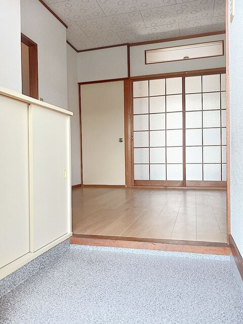 玄関