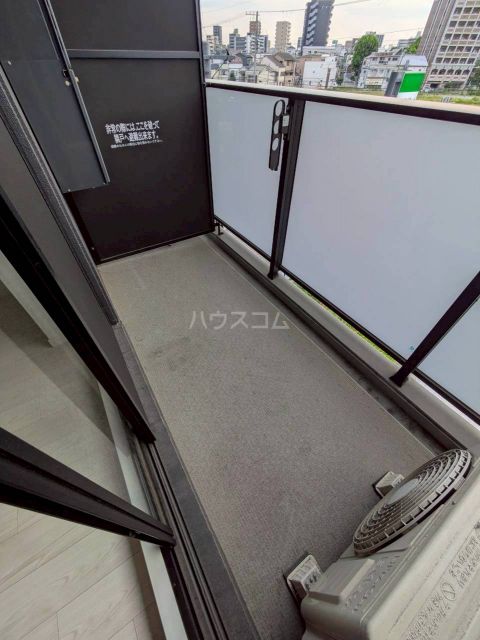 バルコニー