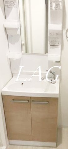 洗面設備　独立洗面台です。