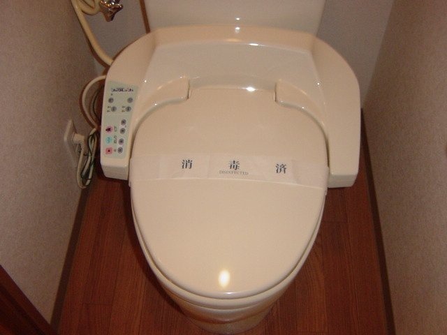 トイレ　図面と現状に相違がある場合には現状を優先