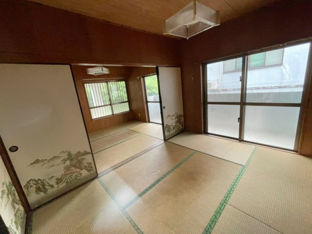 居室・リビング　※退去前の為、別部屋の写真を掲載しております