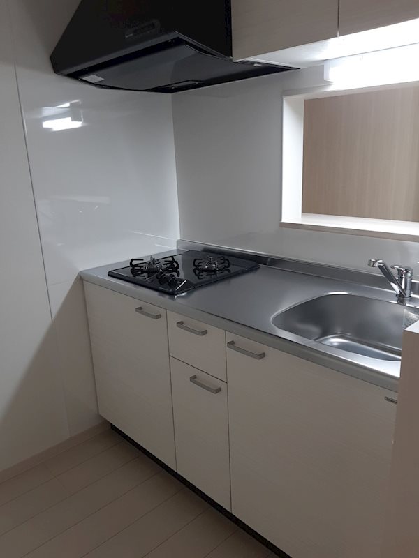キッチン　同物件別部屋写真