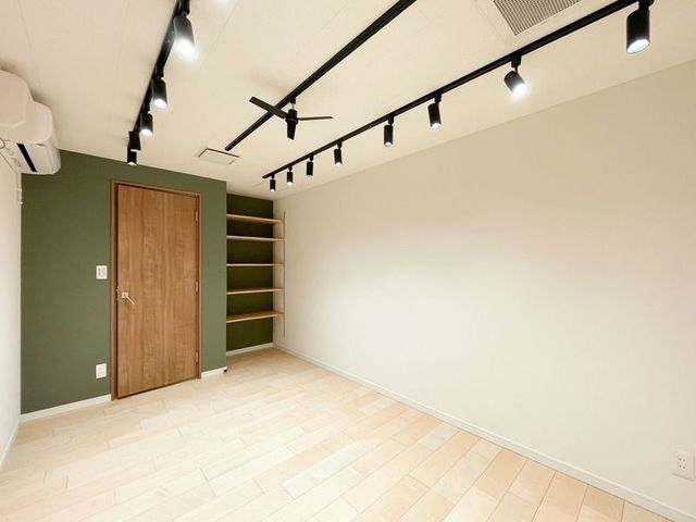 その他部屋・スペース　上品に仕上がった明るい室内空間です！