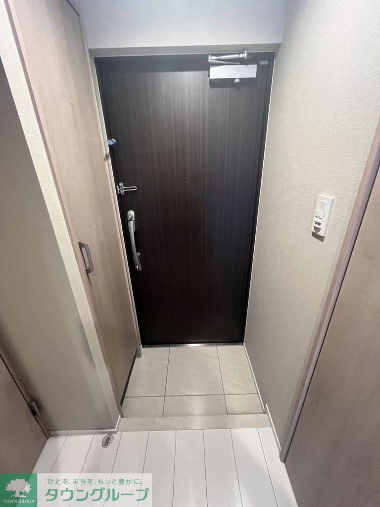 玄関　設備