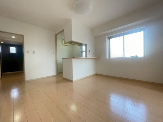 居室・リビング　※別部屋の写真です