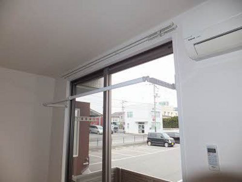 その他設備　室内物干し