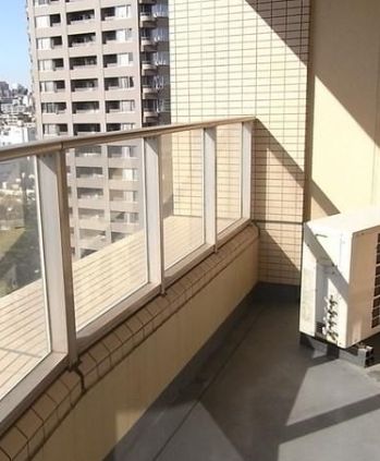 バルコニー　広々としたバルコニーです