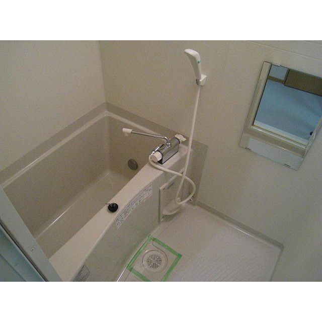 バス・シャワールーム　※別部屋参照写真